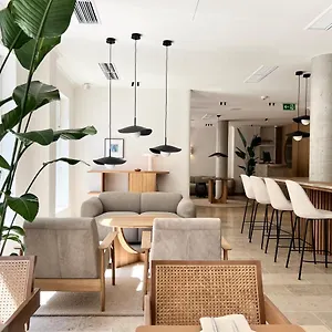 Hotel Adelante Boutique ****